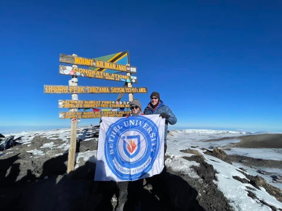 Sydney Anderson showing off the Bethel flag on Mount Kilimanjaro. Provided by Sydney Anderson.